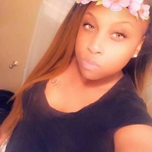 Meet your Posher, Renee